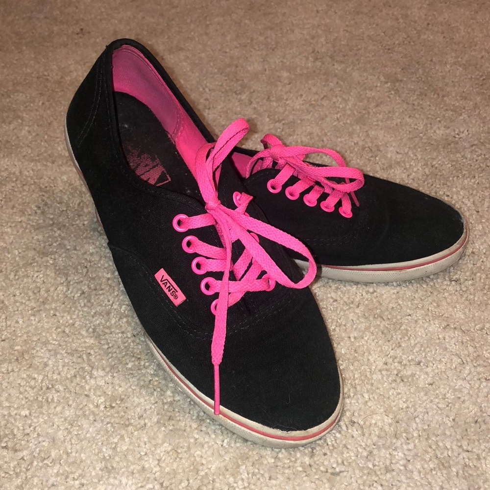 Black and neon pink vans
